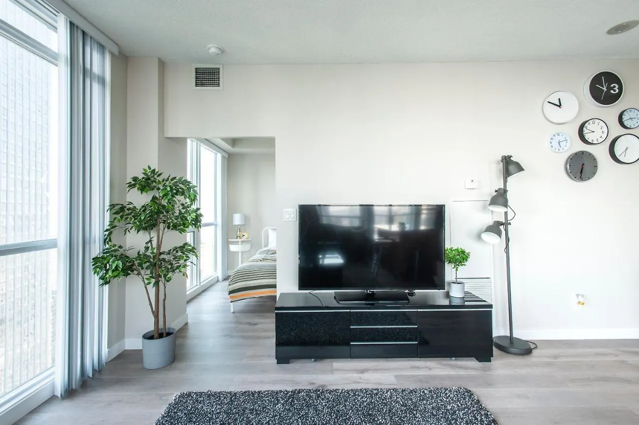 公寓 Downtown Central Two Bedroom Condo With Amazing View, Free Parking 多伦多 加拿大