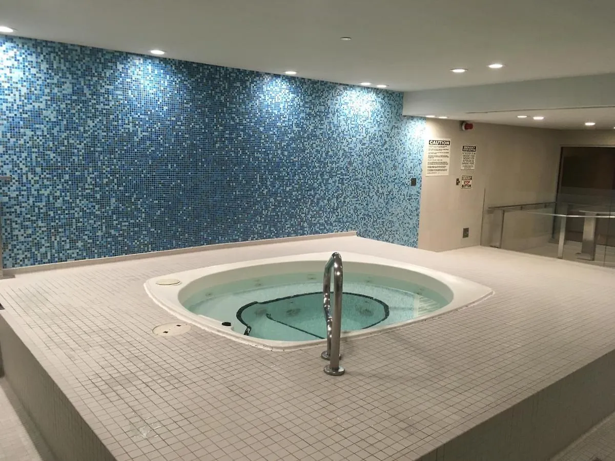 公寓 Downtown Central Two Bedroom Condo With Amazing View, Free Parking 多伦多 加拿大
